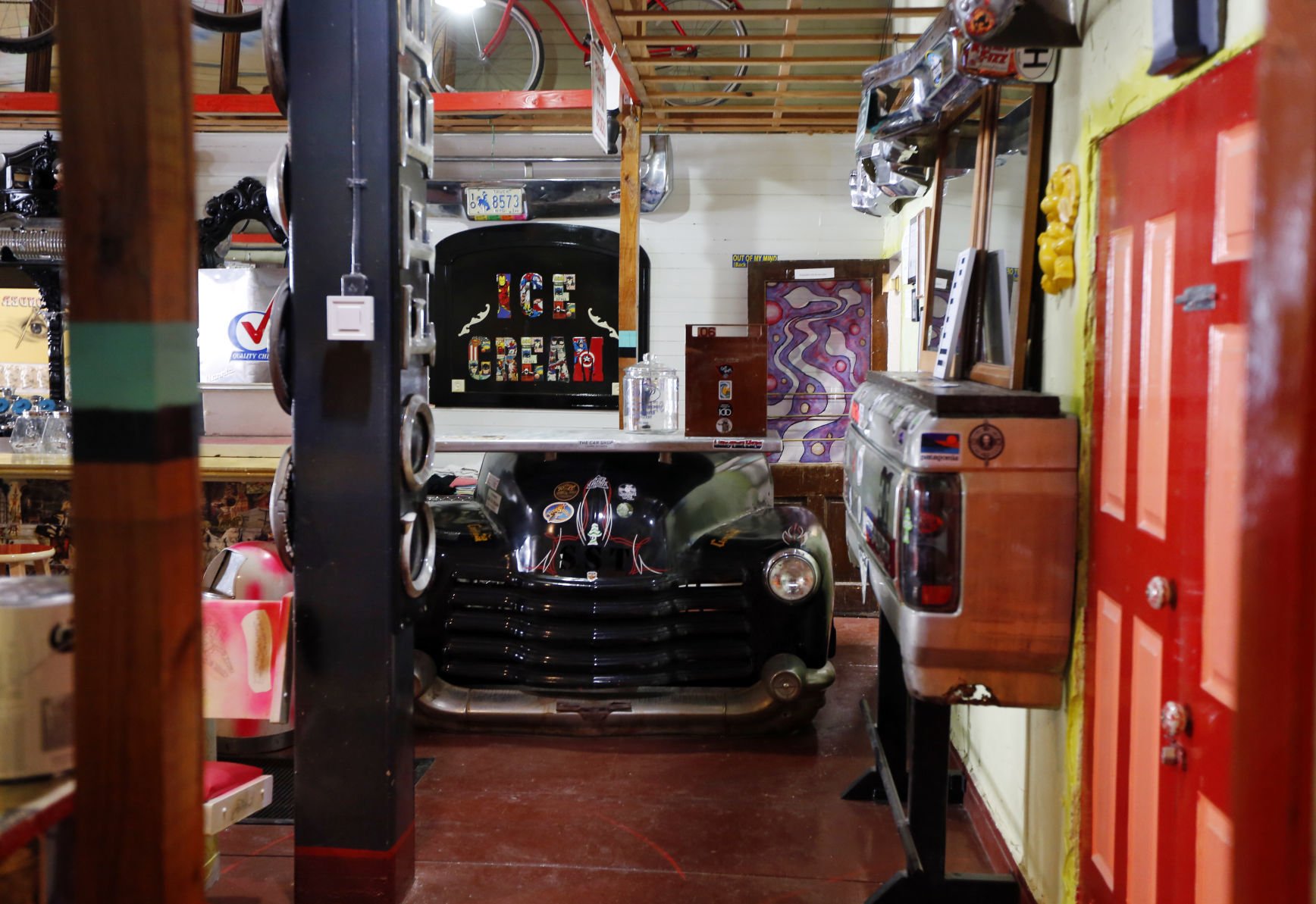 Tinnelli's House of Wonder